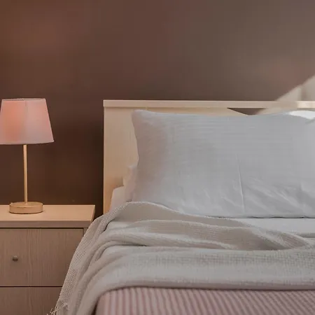 Queen Bee דירה *