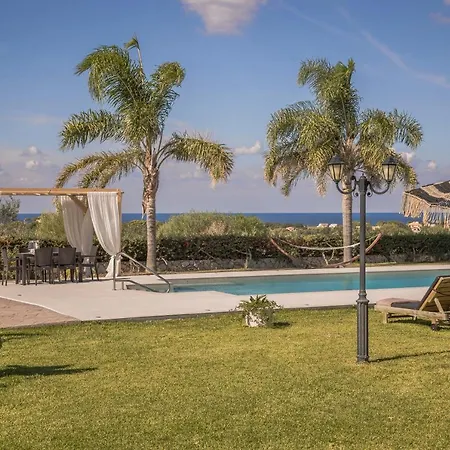 Daire Queen Bee Minia