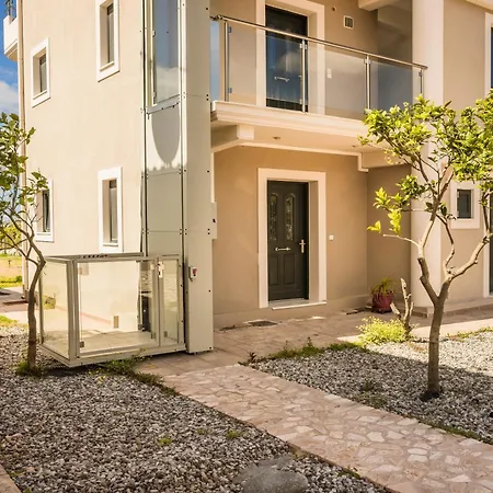 Queen Bee Residence Minia